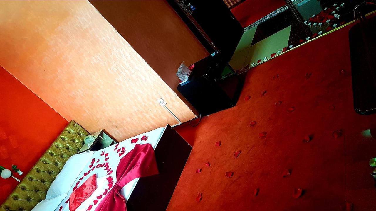 Asia Hotel Târgu Jiu Eksteriør billede