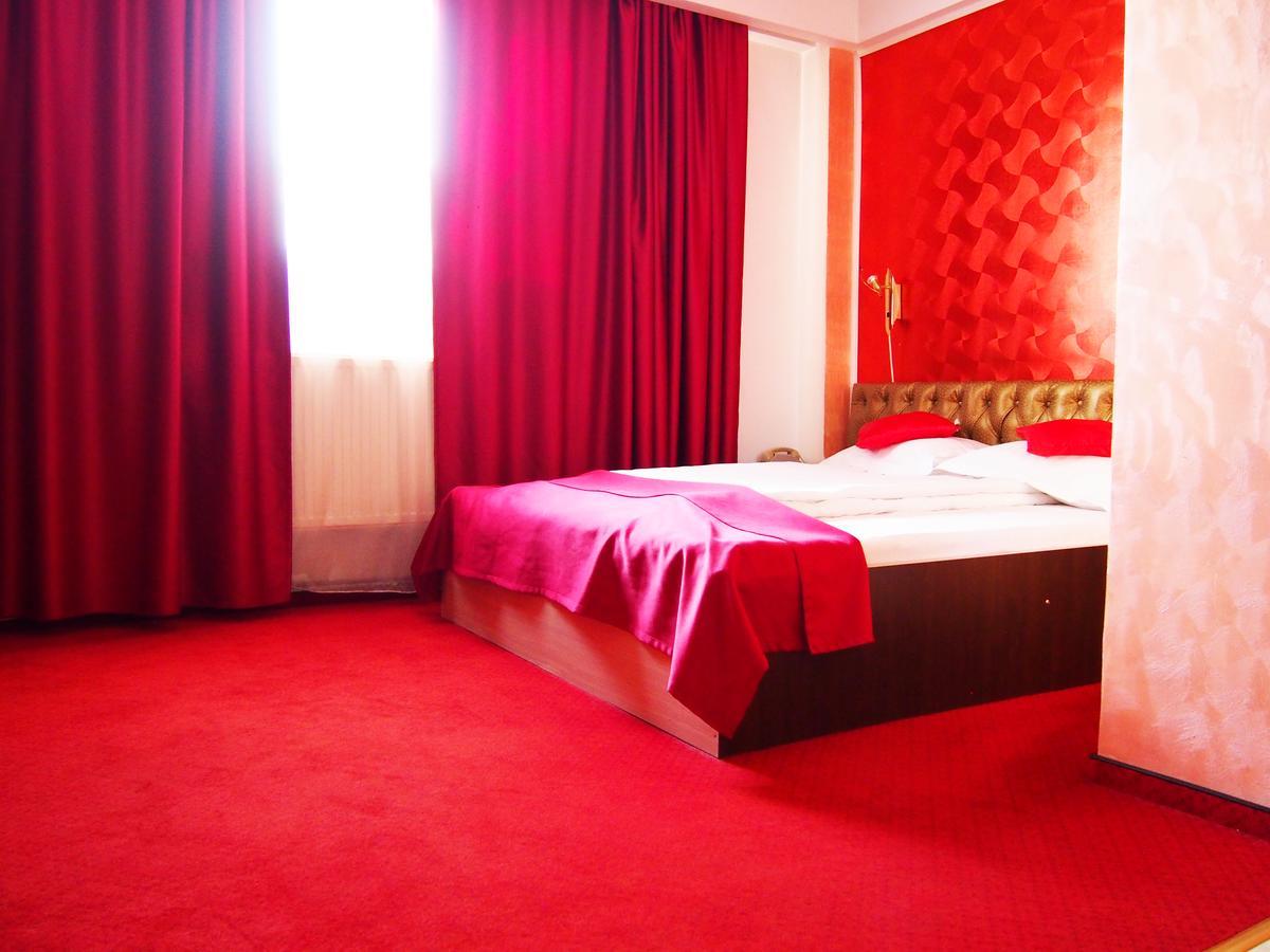 Asia Hotel Târgu Jiu Eksteriør billede