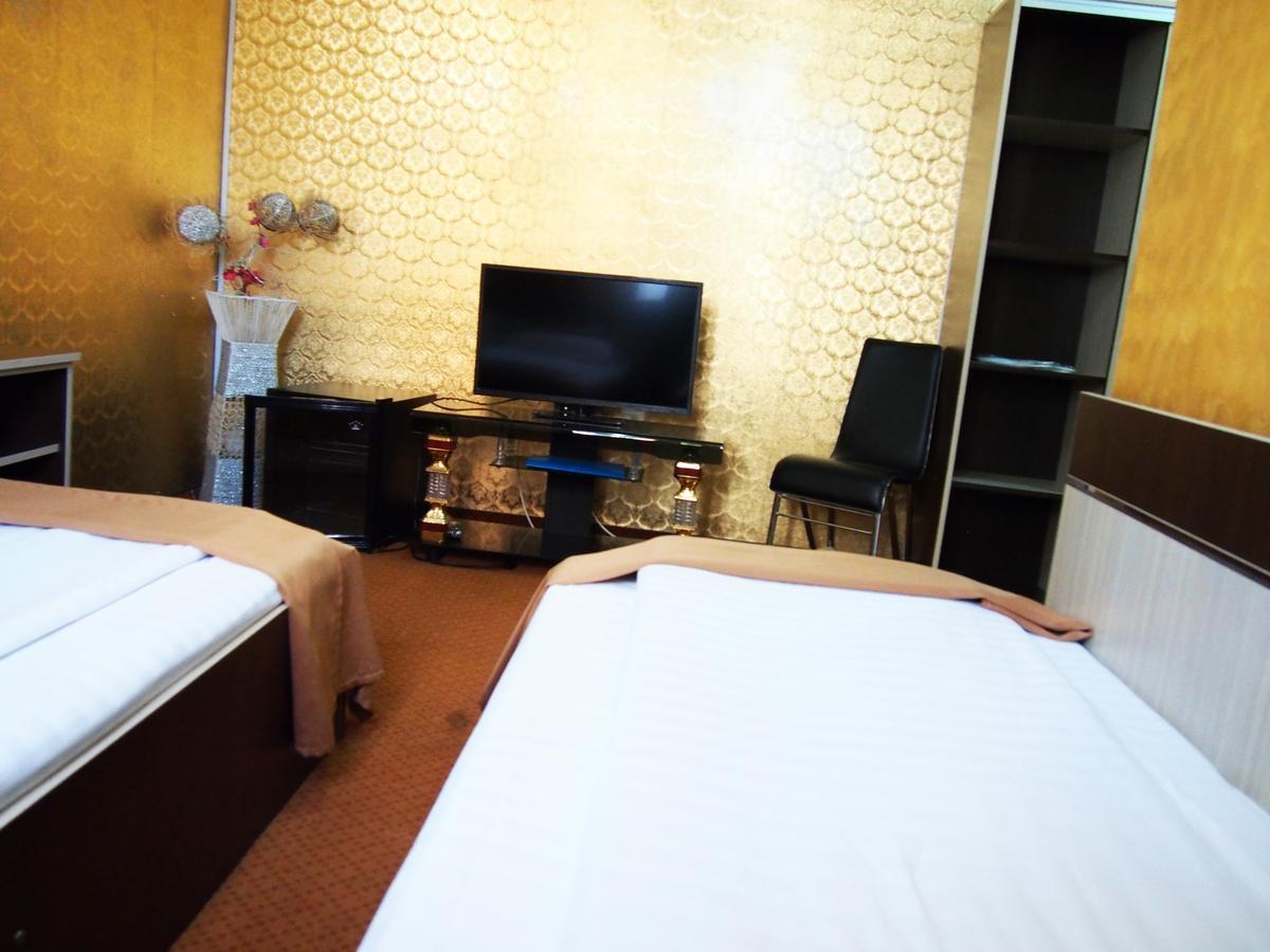 Asia Hotel Târgu Jiu Eksteriør billede