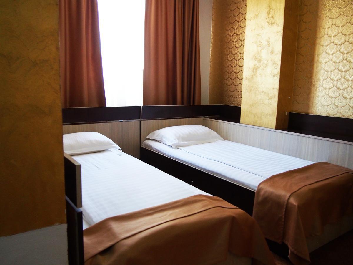 Asia Hotel Târgu Jiu Eksteriør billede