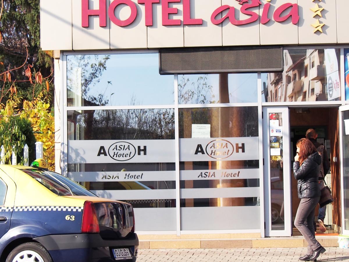 Asia Hotel Târgu Jiu Eksteriør billede